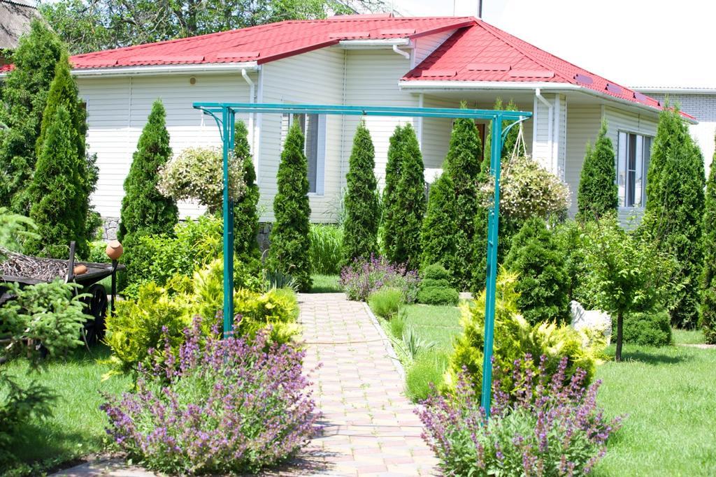 Дом Для Души С Бассейном Целиком Hotel Vinnytsia Ngoại thất bức ảnh